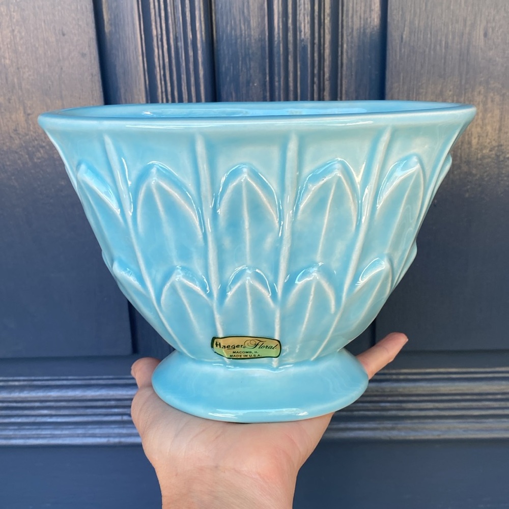 NEW💐Haeger USA pottery plant container
